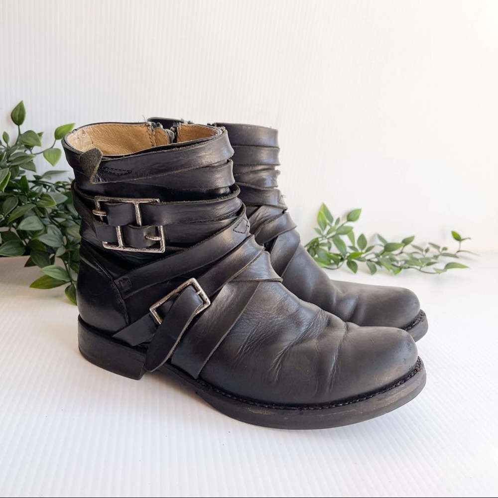 Frye | Veronica Black Strappy Boots Leather - Picture 6 of 11